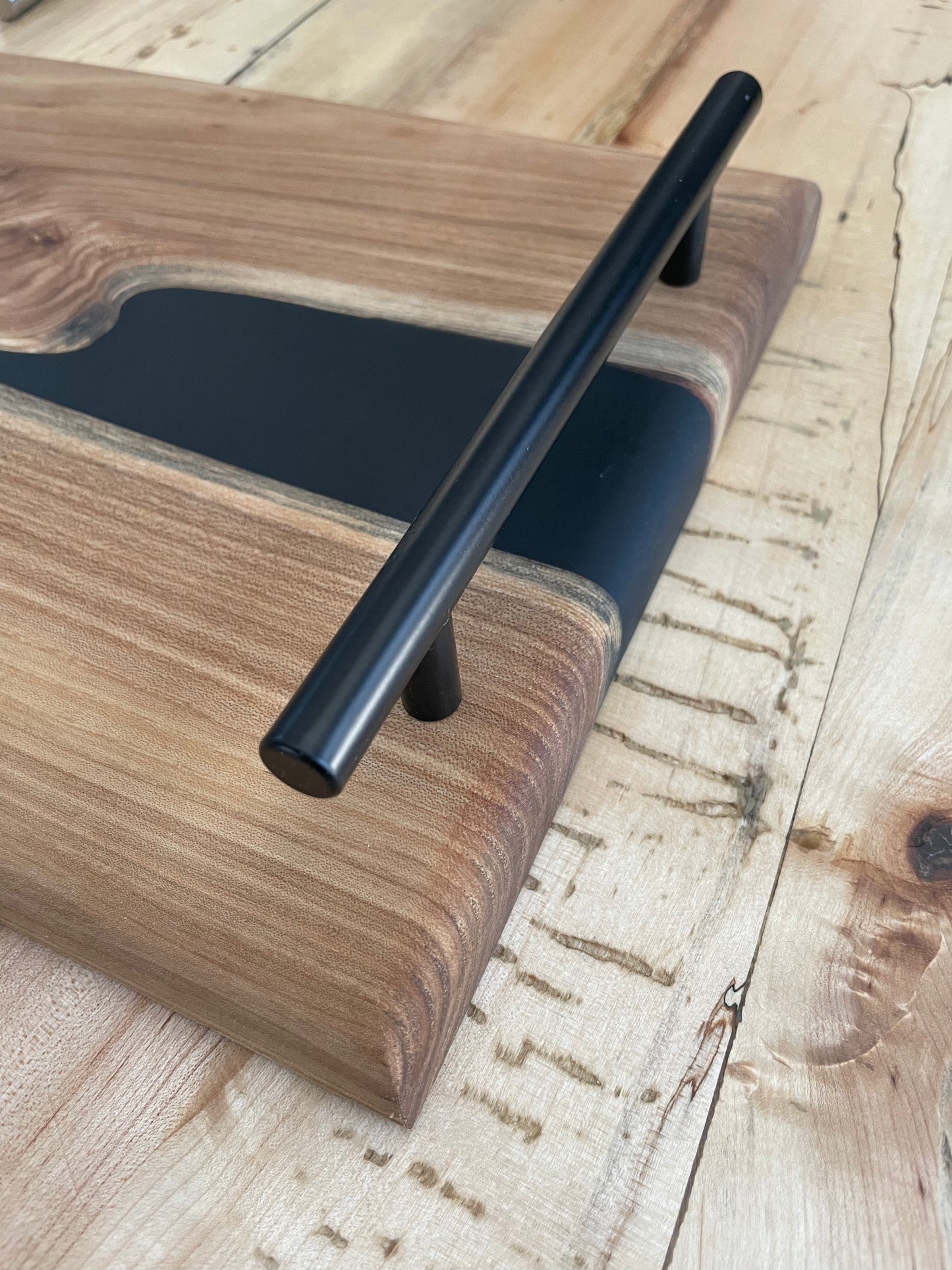 Elm Charcuterie Board (18”x10”)