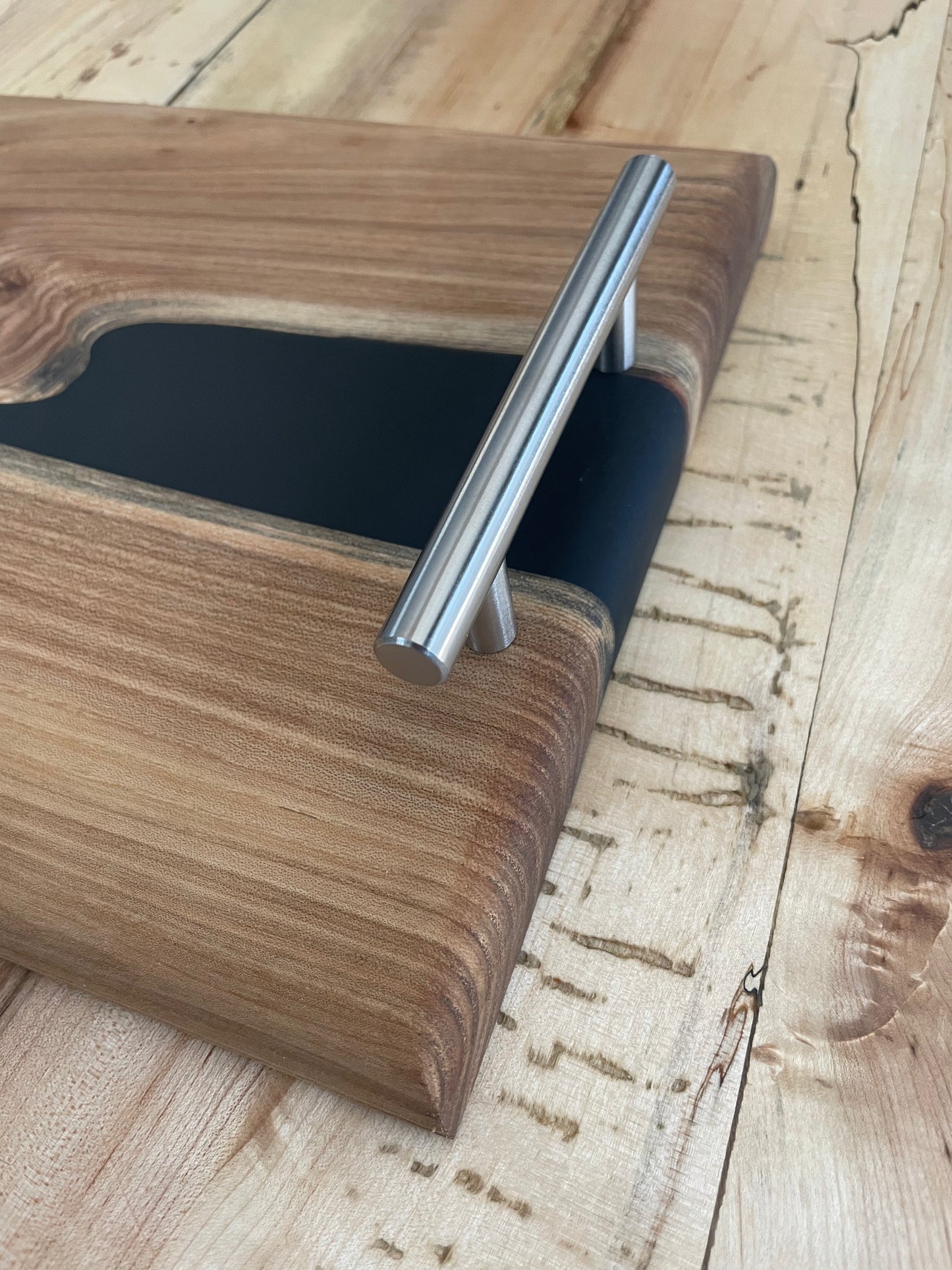 Elm Charcuterie Board (18”x10”)
